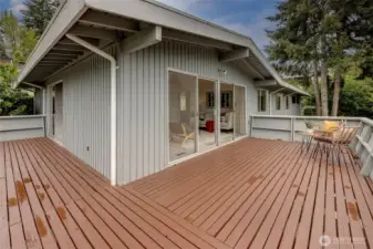 Large wrap around deck off the living and dining rooms