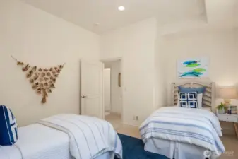 Lower bedroom.