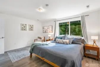 Easily fits a King size bed