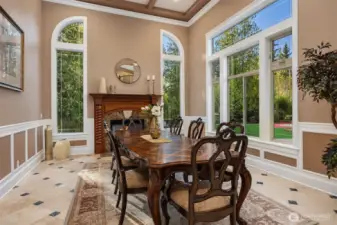 Luxurious formal dining