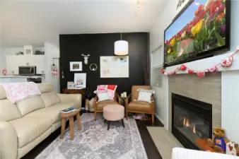 Gas fireplace and 9ft. ceilings.