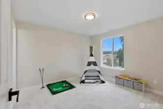 Versatile space ideal for bedroom or home office