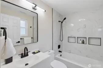Fully updated full bathroom with modern finishes