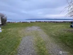 Launch your kayaks!