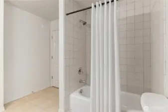 Bedroom 1 En Suite