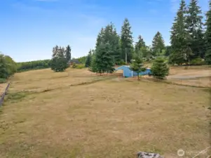 Incredible Acreage - dry and fenced