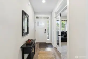 Entrance/foyer