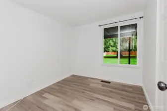 2nd bedroom