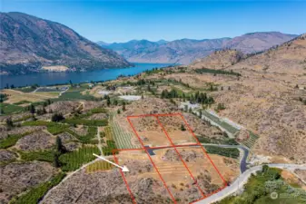 Surrounded in every direction by the natural beauty of the Lake Chelan Valley.
