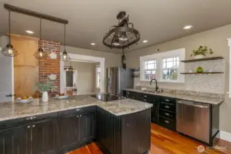 Plenty of storage and the perfect layout for creating culinary masterpieces.