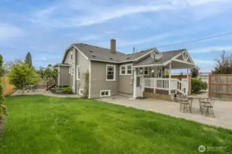Large useable backyard, come visit, the pear tree is beautiful!