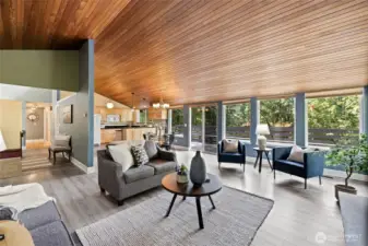 Great upper deck out sliding doors