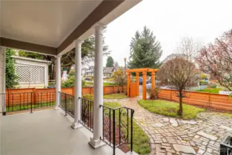 Park-like front yard, low maintenance with tons of character! Home is close to central Tacoma and 6th ave amenities and the light rail!