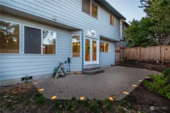 Are you ready to tak in Whidbey nights with this custom porch and lighting system?!?