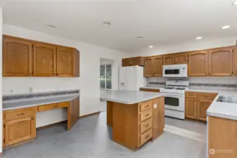 This kitchen is HUGE!!