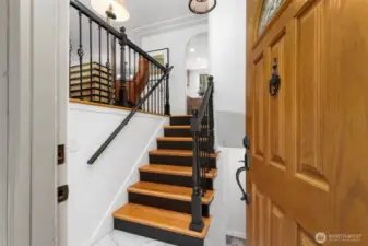 Tiled entry