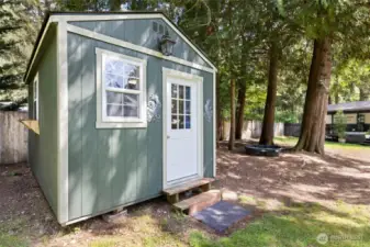 This little bunkhouse is so cute!  Has a freestanding heater & Window A/C unit!