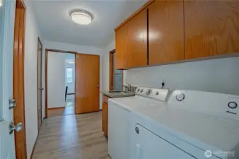 Entering in from the porch - coming in through the laundry room