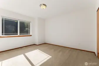 2nd bedroom upstairs