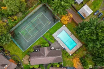 Tennis Court, Pool & Clubhouse