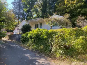 SFR, Second Parcel West of 108th