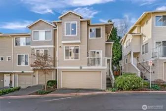 3 bed/2.5 bath with bonus room in the lower level