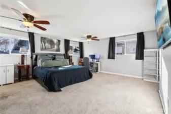 Large primary bedroom with en suite full bathroom