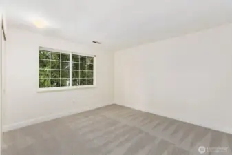 Bedroom 4 with brand new carpet