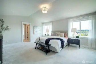 Extra large primary bedroom with en-suite bathroom.