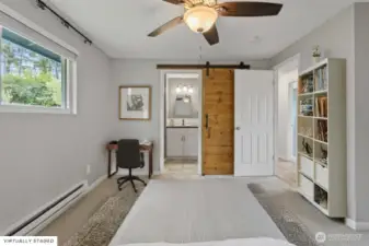 Ceiling fan to help cool on summer evenings.