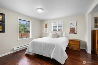 Light and Bright Primary Bedroom