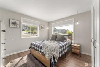 Main floor primary bedroom.