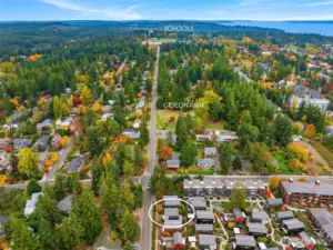 Easy access to schools and additional shopping and dining on High School Road.