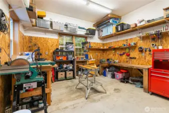 Bonus! Behind the 3-car tandem garage, you’ll find a 15' x 15' attached shop—perfect for hobbies, projects, or extra storage.