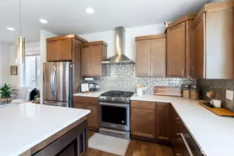 Another view of the kitchen.