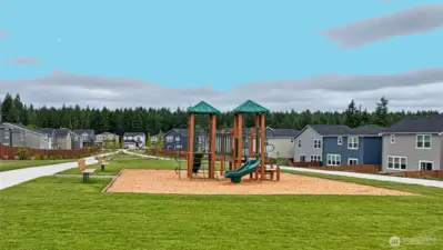 Neighborhood park & trails (paved & unpaved trails)