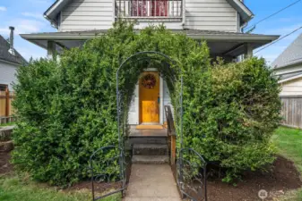 Welcome home to a combination of the past and the present.