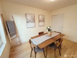 Dining Room (Main Level)