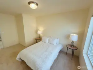 Upstairs Bedroom #2 (Middle Bedroom)