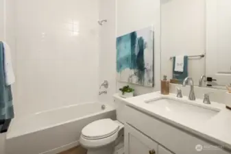 Guest bath on 3rd floor