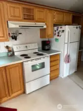 range stove and refrigerator