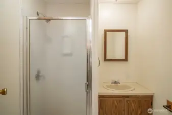 3/4 Bathroom
