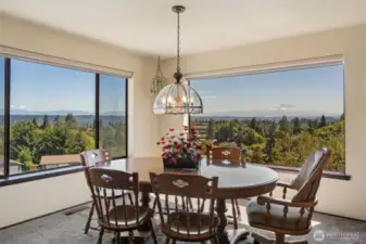 Spectacular views from the formal dining room!