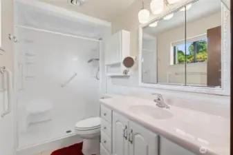 3/4 bath off the primary BR.