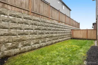 Side Yard with Grass Area