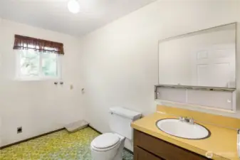 Half Bath/Laundry Room