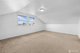 Primary bedroom, 2nd floor