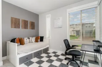 Main Flr - Bdrm or Den