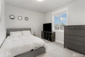 Spacious Bedrm #2 - Lrg windows + 10' ceilings