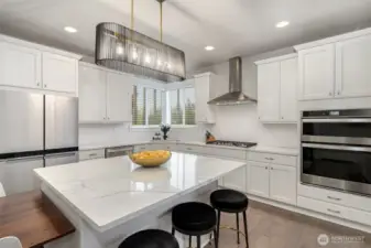 Chef-Style Kitchen + Islands w/ quartz countertops